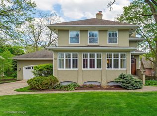 763 N Main St, Glen Ellyn, IL 60137