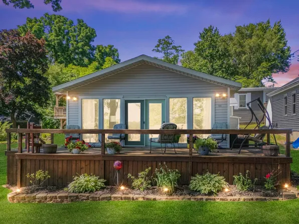 80 Lane 425 Jimmerson Lk, Fremont, IN 46737