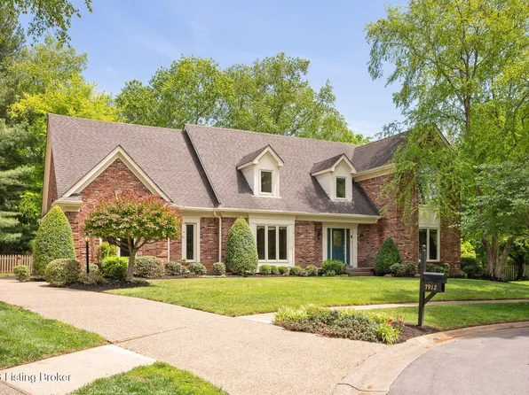 7912 Albrecht Cir, Louisville, KY 40241
