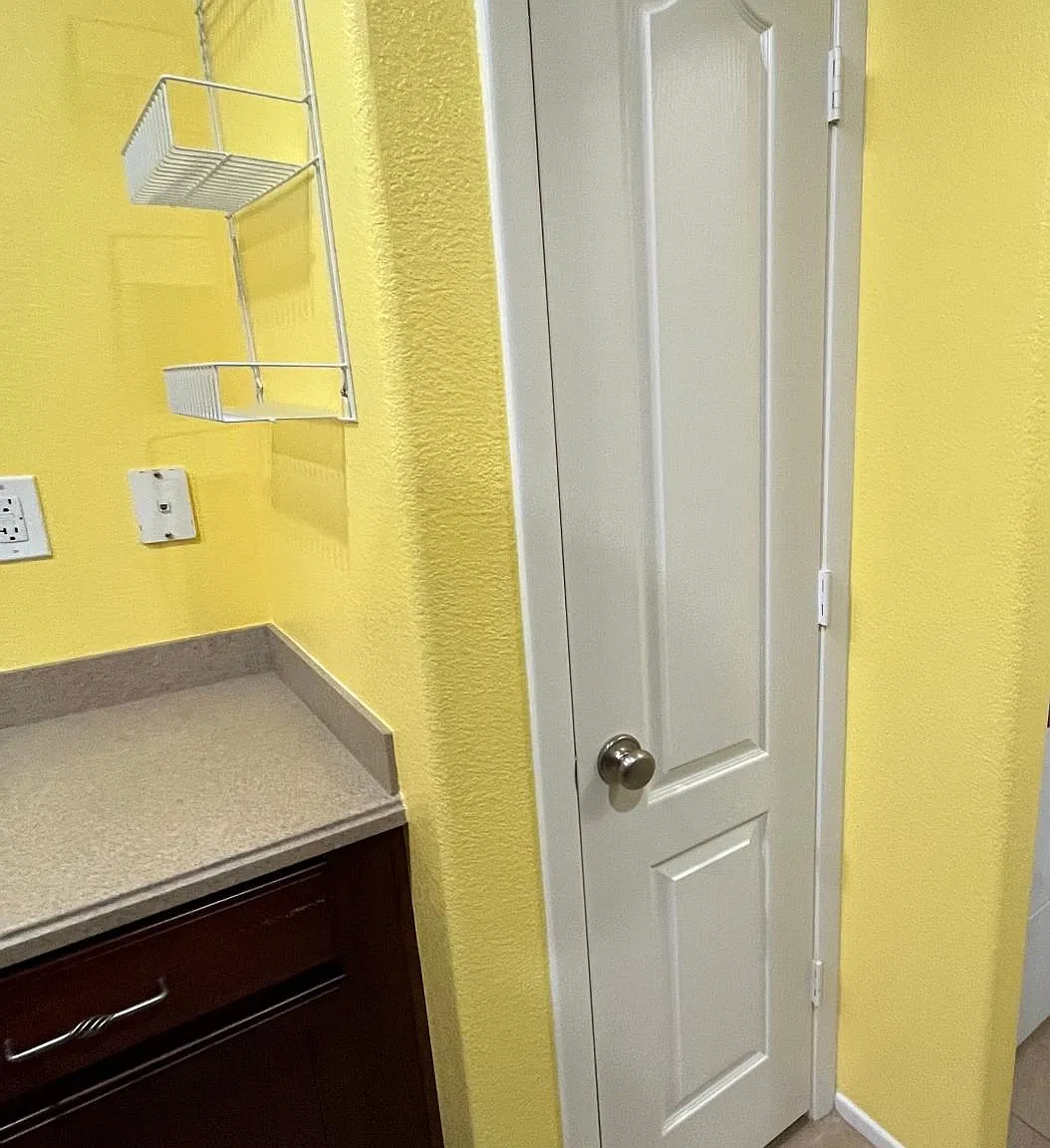 3 bed, 2.5 bath, 1240 sqft, $1,850 — Photo 4