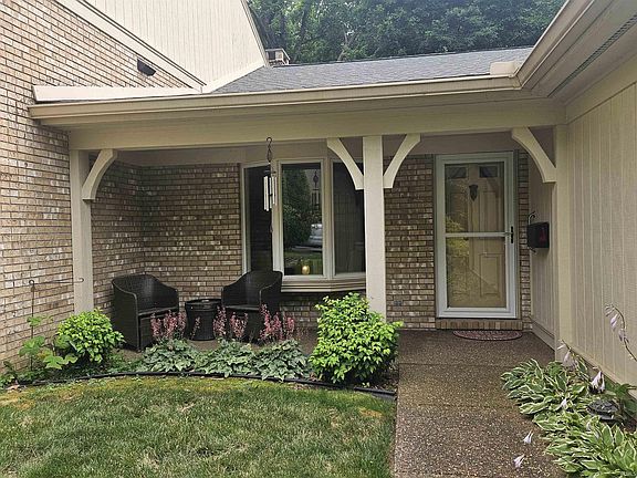 2nd image of 1322 Timberlake Rd
