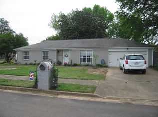 7800 Quito Rd, Millington, TN 38053