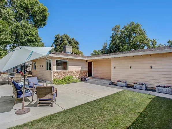 1308 Champion Oaks Dr, Roseville, CA 95661