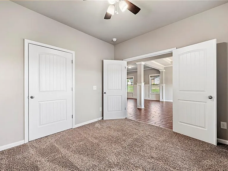 540 Brookside Ln — Photo 14