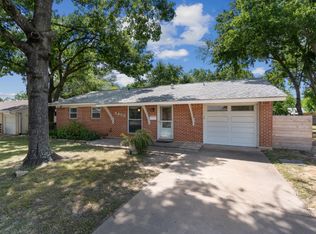 8408 Stillwood Ln, Austin, TX 78757