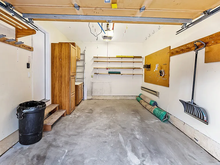 470 Homestead Dr — Photo 27