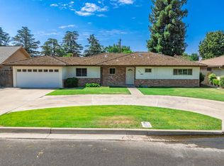 1220 De Cesari Ave, Madera, CA