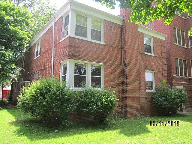 1st image of 7837 S Paxton Ave APT 1W