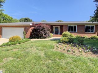 124 Treebrooke Dr, Greenville, SC 29607