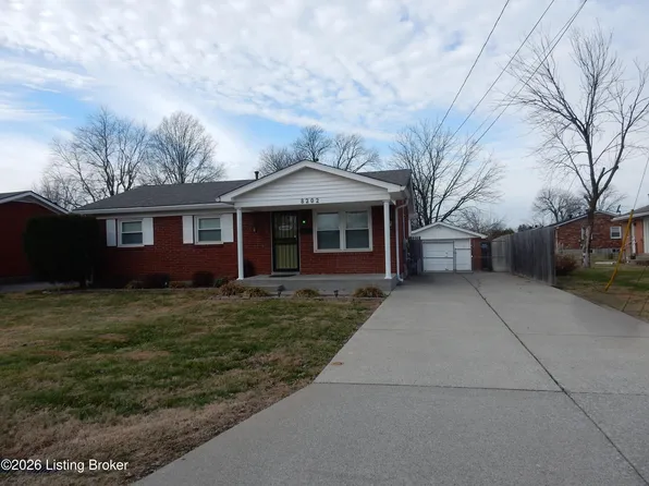 8202 Westray Ln, Louisville, KY 40219