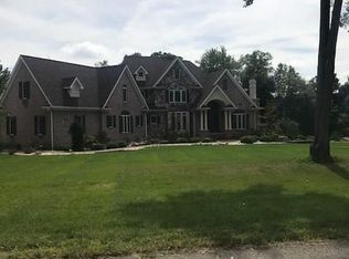 5635 Mission Hills Dr, Canfield, OH 44406