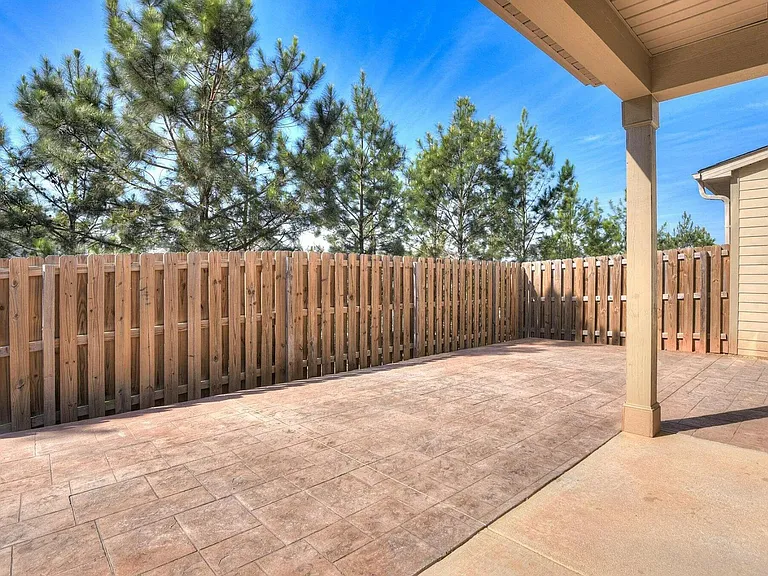 540 Vinings Dr — Photo 38