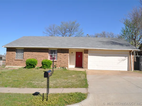 12807 E 13th Pl, Tulsa, OK 74128