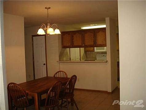 Kitchen Area with Breakfast Bar