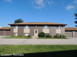 935 Boston Way APT 1, Coralville, IA 52241
