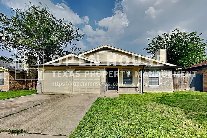 5211 Carpenter Dr — Photo 1