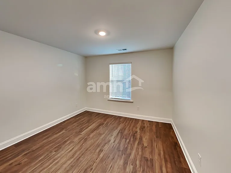 618 Rivermist Dr — Photo 22