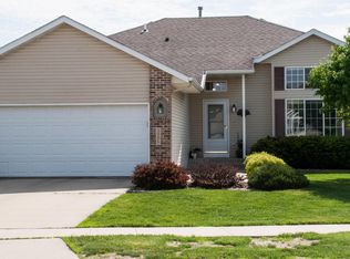 5806 49th Ave NW, Rochester, MN 55901