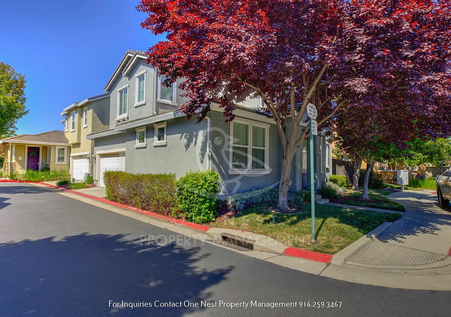 Stunning 3 bedroom 3 bathroom Lincoln Crossing home — Photo 1