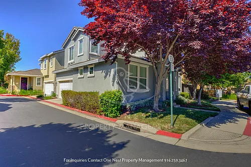 862 Courtyards Loop Photo 1