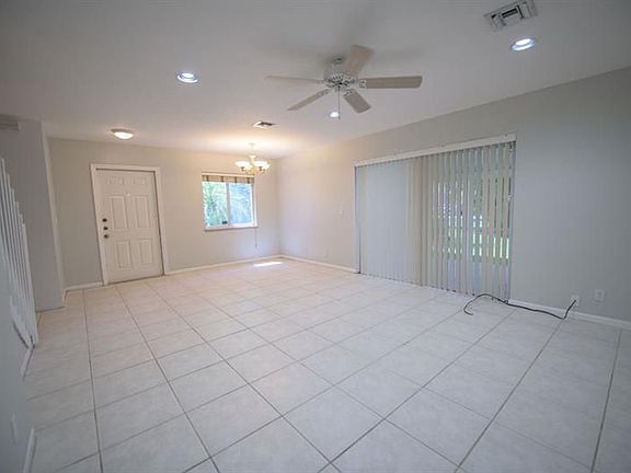 5th image of 4789 SW 13th Pl #4789