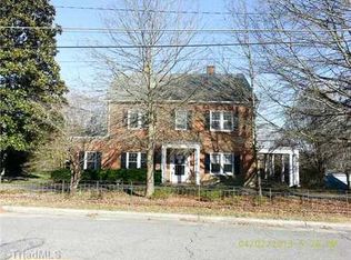 1904 Springs Rd, Mount Airy, NC 27030