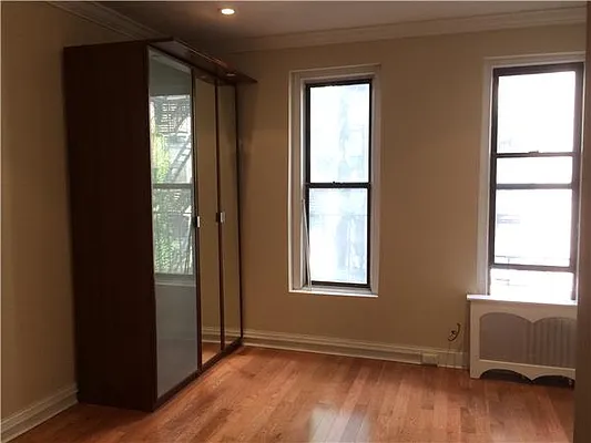 Rented by R New York | media 46