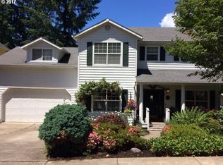 6874 Glacier Dr, Springfield, OR 97478