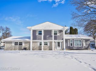 4287 Staunton Dr, Swartz Creek, MI 48473