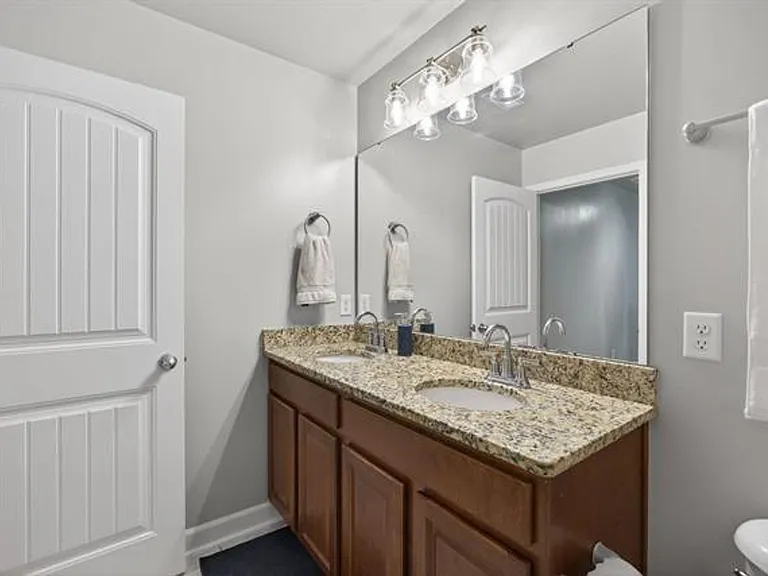 221 Allenbrooke Dr — Photo 36