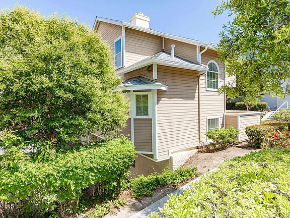 4th image of 10050 Scripps Vista Way Unit 26