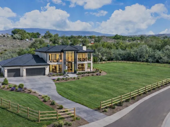 668 Ellen Dr, Grand Junction, CO 81507