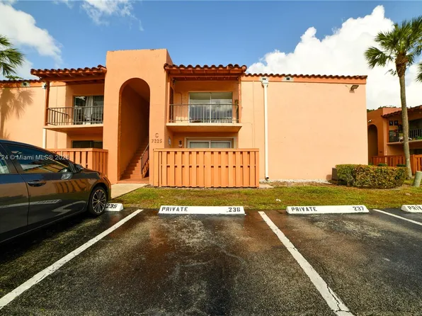7225 Miami Lakes Dr APT C24, Miami Lakes, FL 33014