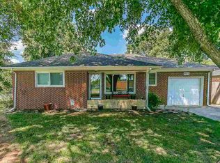 901 N Woodlawn Blvd, Derby, KS 67037
