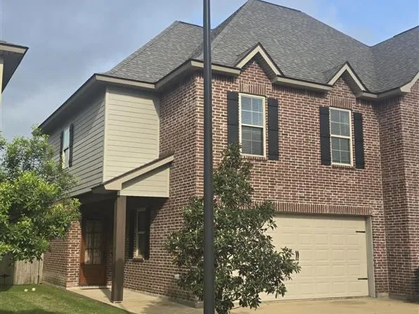 1530 L'Acadie Drive, Lake Charles, LA 70605