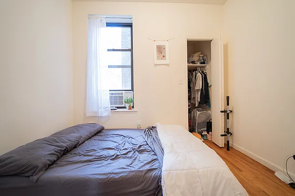 Rented by City Connections Realty | media 9