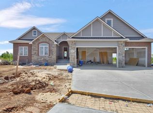 1413 E Lookout St, Derby, KS 67037