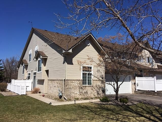1st image of 2640 Mallard Dr