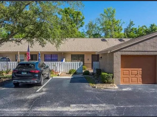 3135 Charter Club Dr APT G