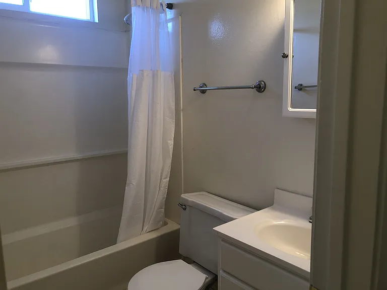 14322 Antone Ct — Photo 9