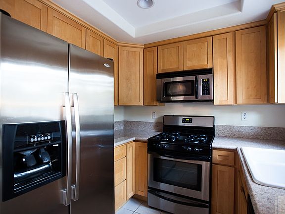 5th image of 480 N Catalina Ave Unit 108