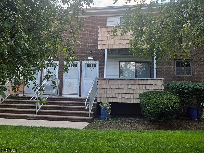 3115 Cromwell Ct
