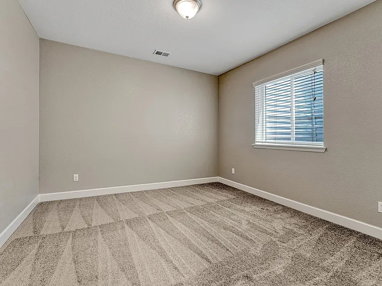 14110 Sierra Ridge Cir — Photo 38