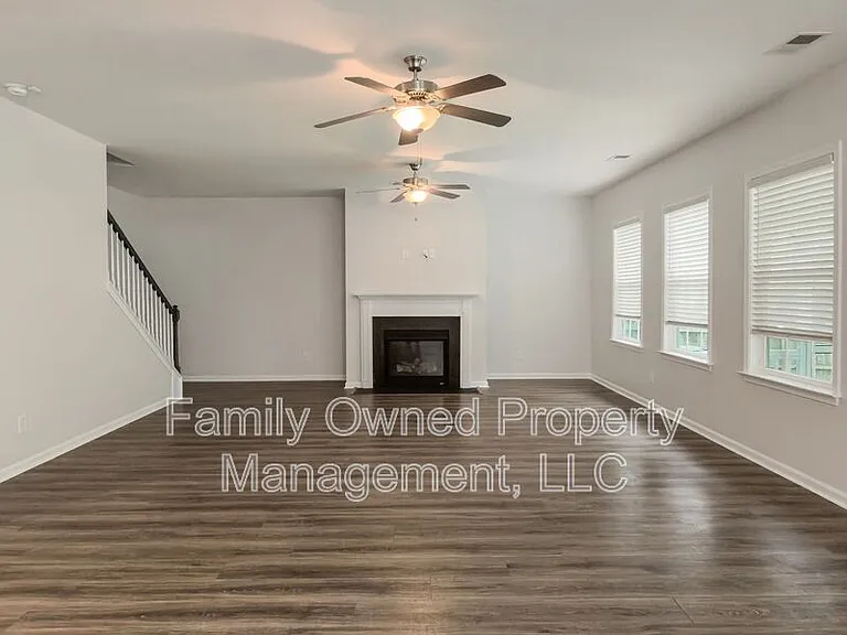 603 Pendleton Dr — Photo 16
