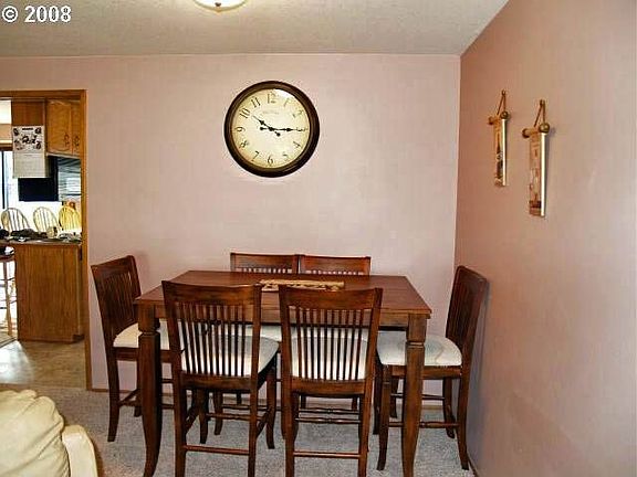 1108 Risden Pl., Eugene