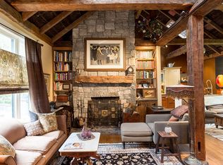 27 Wildwood Rd, Katonah, NY 10536