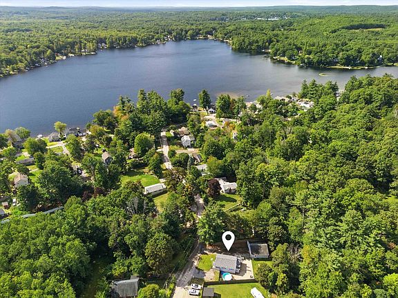 3rd image of 3 Lakeview Avenue