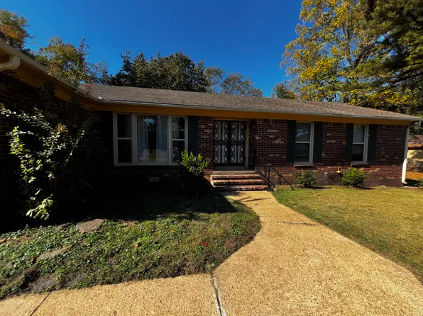 54 Branson Pl, Jackson, TN 38305
