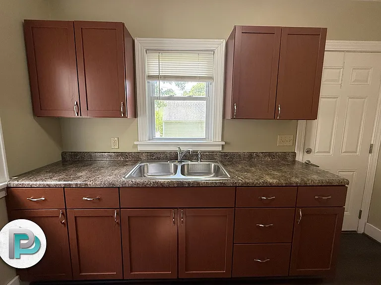 213-215 6th Pl NW #213 — Photo 7