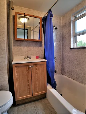 Rented by Rentall Group Inc | media 7